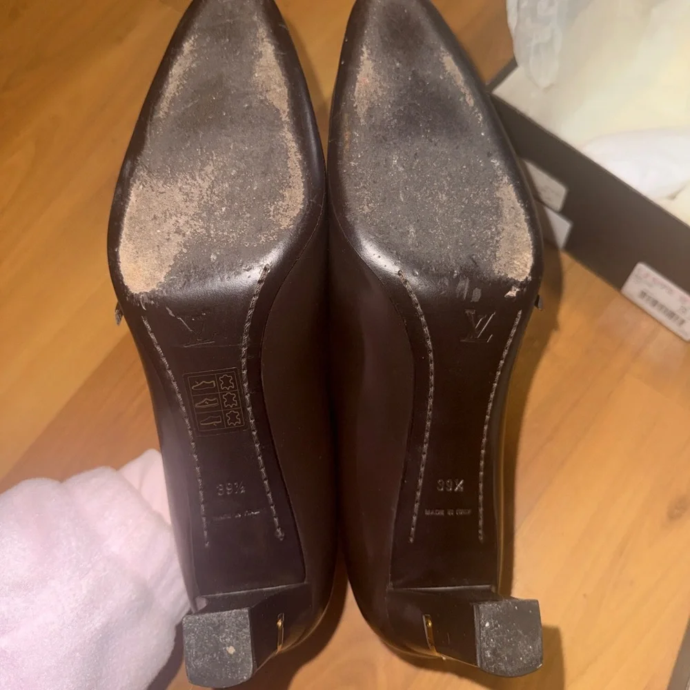 Louis Vuitton brown Mary Jane heels - Picture 3 of 7